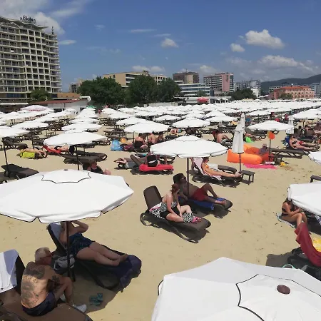 Charis Cozy One Bed Apart At Sunny Beach Lägenhet Slăntjev Brjag